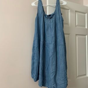 Gap chambray dress with removable tie waist